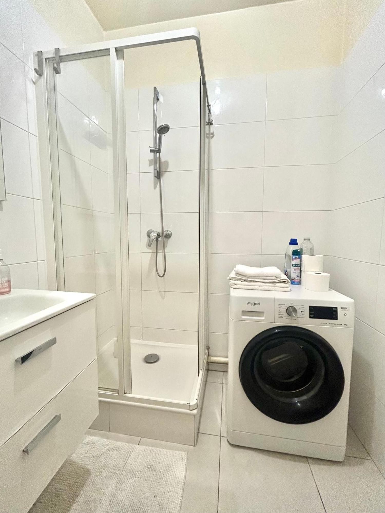 Superbe Appartement Design Canal Saint Martin Paryż Zewnętrze zdjęcie